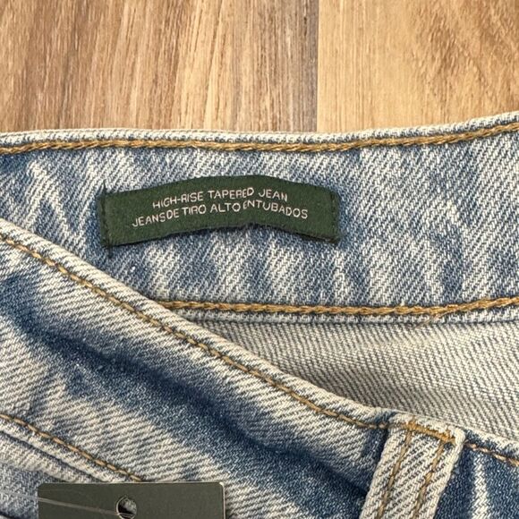 Distressed Light Blue Jeans Wild Fable High rise Tapered size 4 - Picture 3 of 7